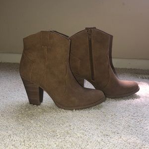 American eagle tan high heel booties